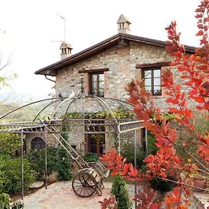 La Buca , Castello di Serravalle Italië